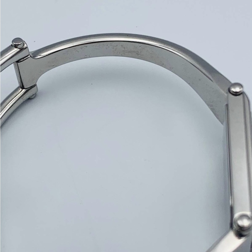 Gucci Silver Rectangular Watch - Picture 13 of 14